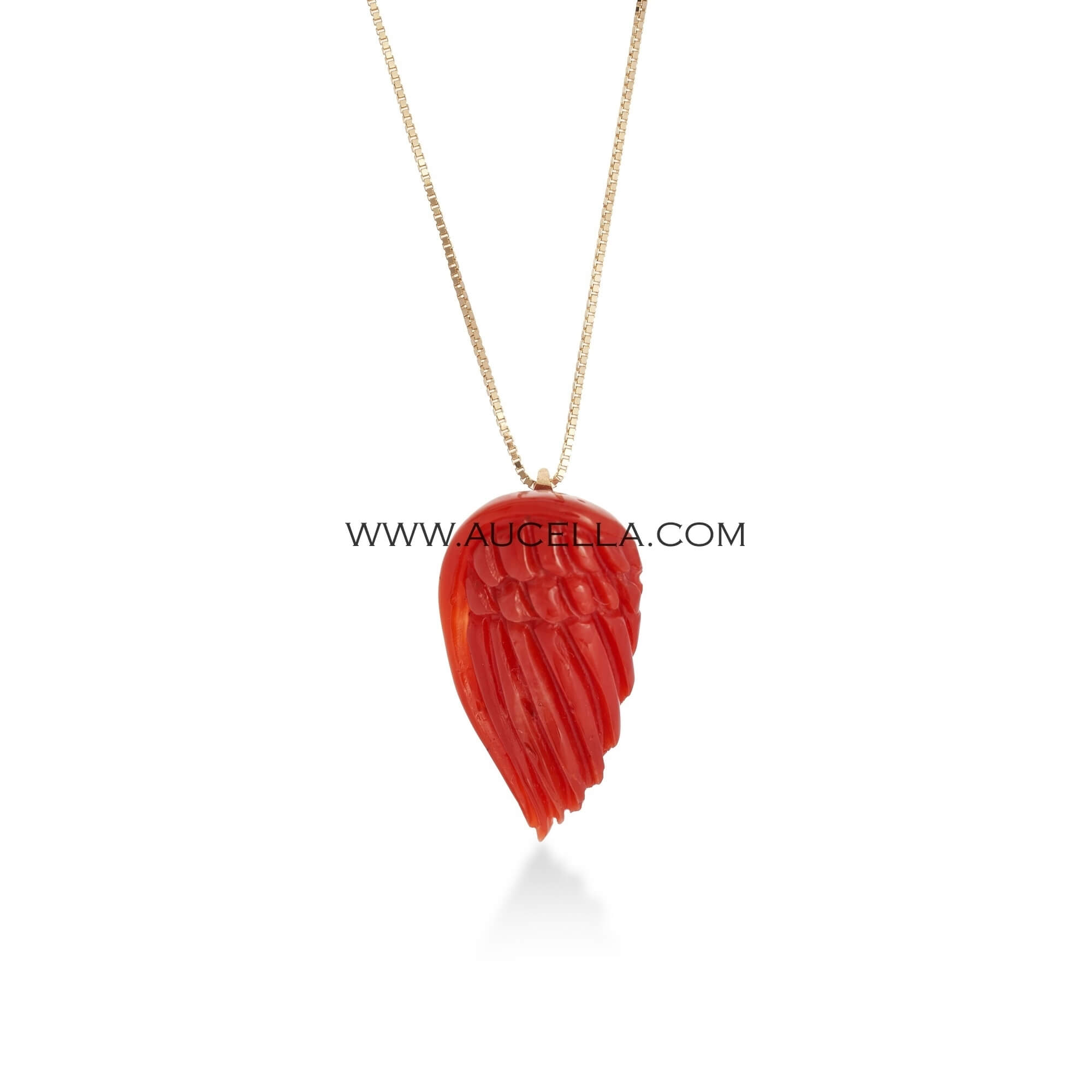 Neckalce with natural red coral set in gold Wing shape 