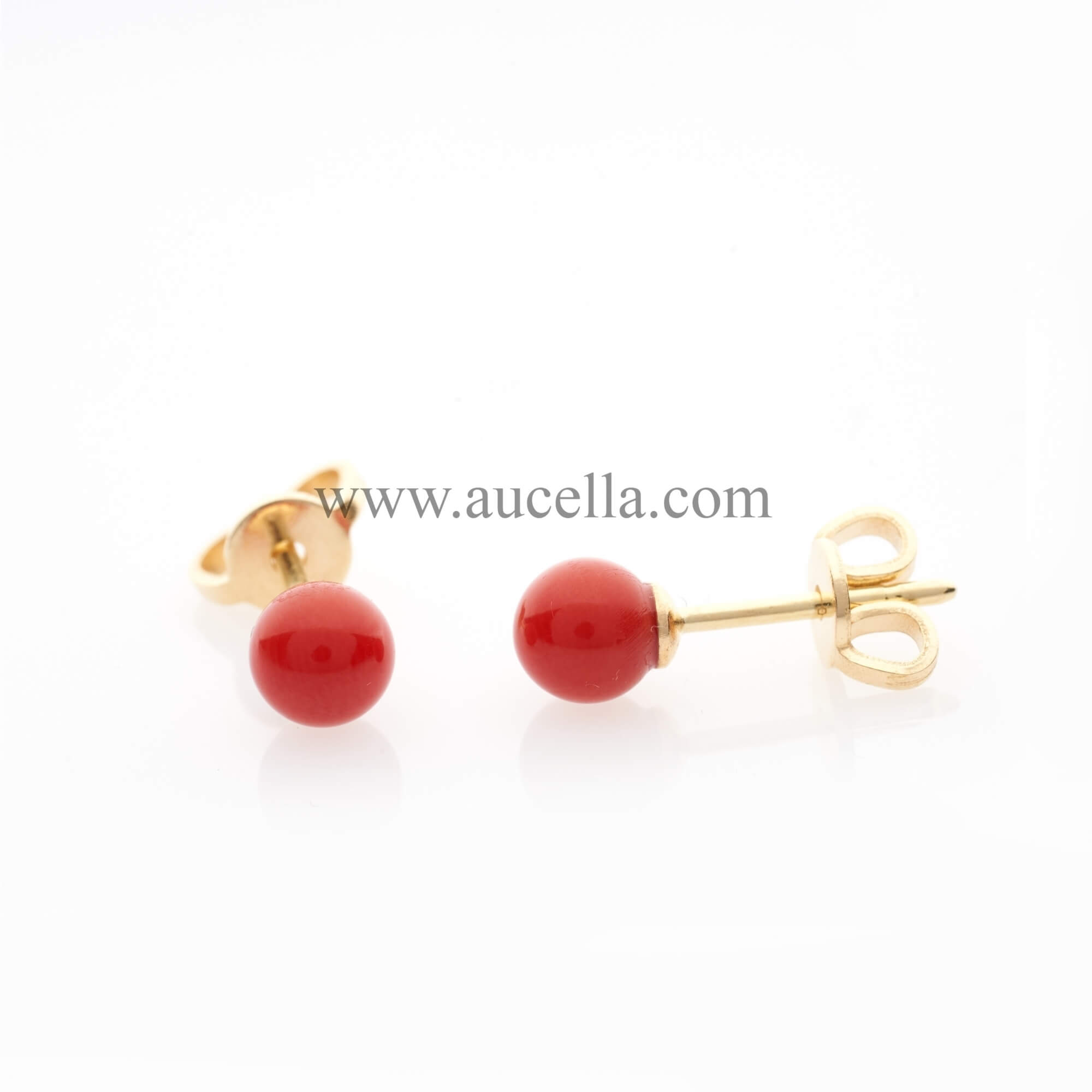 Earrings set in gold with beads size 4 mm 