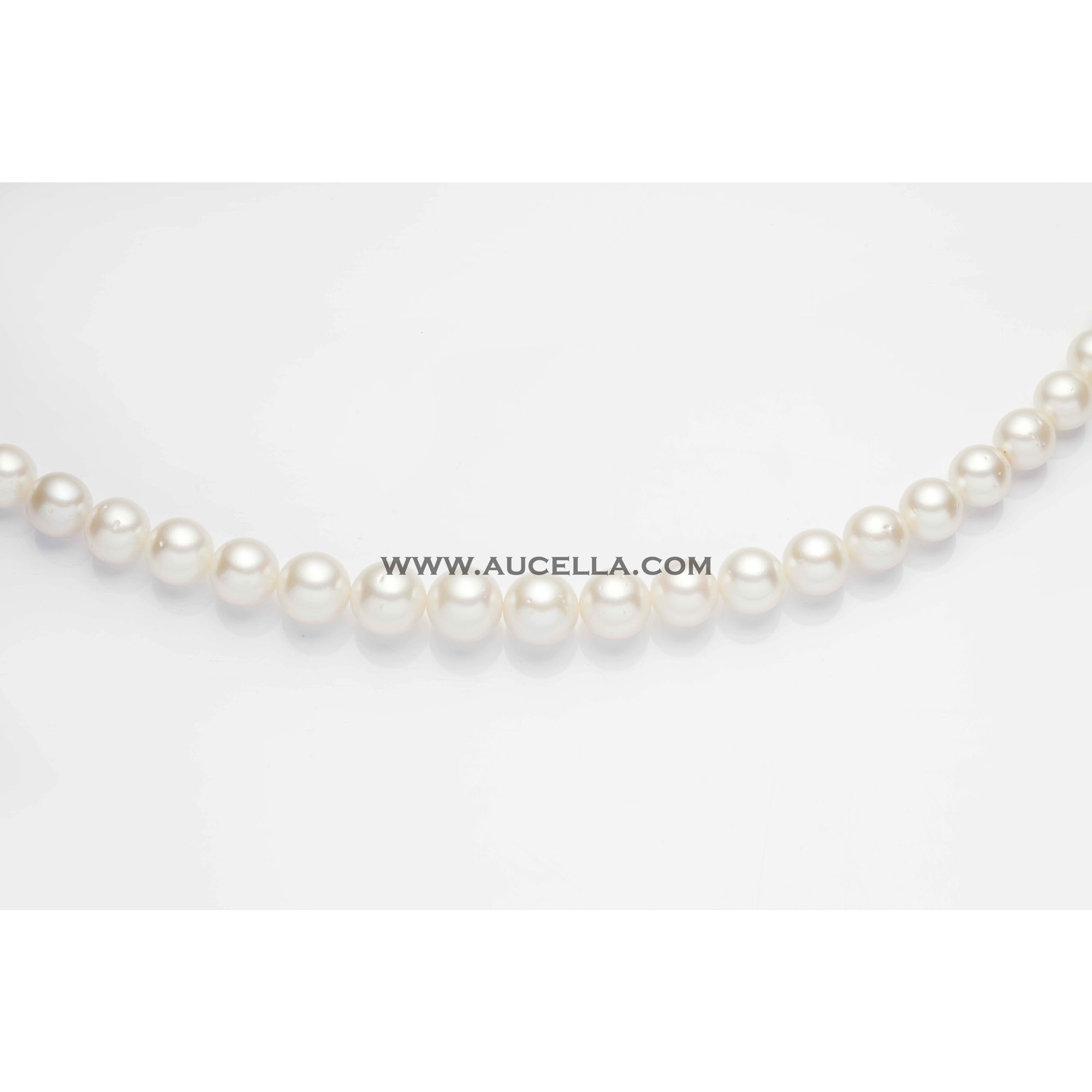 South sea pearls necklace, quality medium